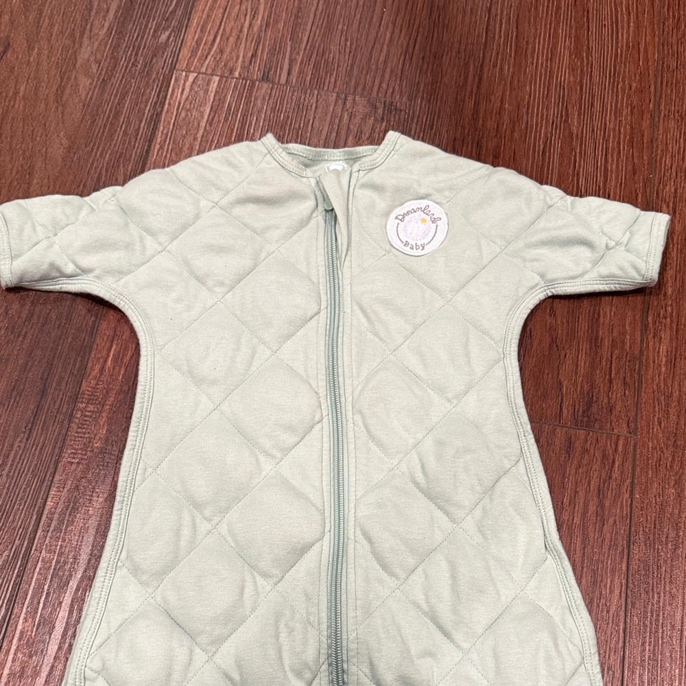 Dreamland Baby weighted transition swaddle